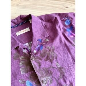 VINTAGE TOMMY BAHAMA SILK HAWAIIAN FLOWERS SHIRT SIZE  Large BUTTON Down